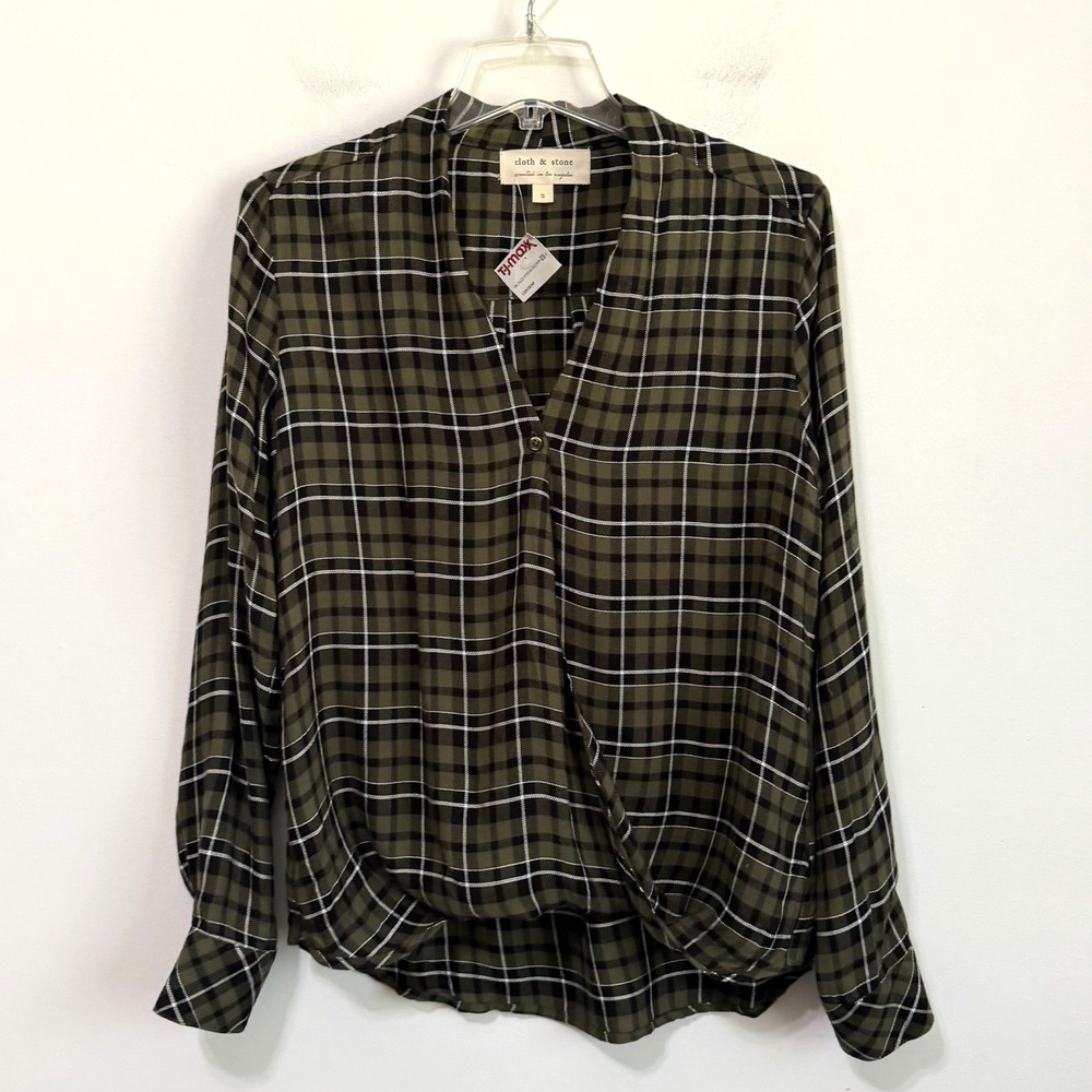 Cloth & Stone Drape Front Plaid Blouse Top S Green Plaid Rayon Long Sleeve NEW